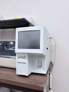 血液検査機器（血球計算機）